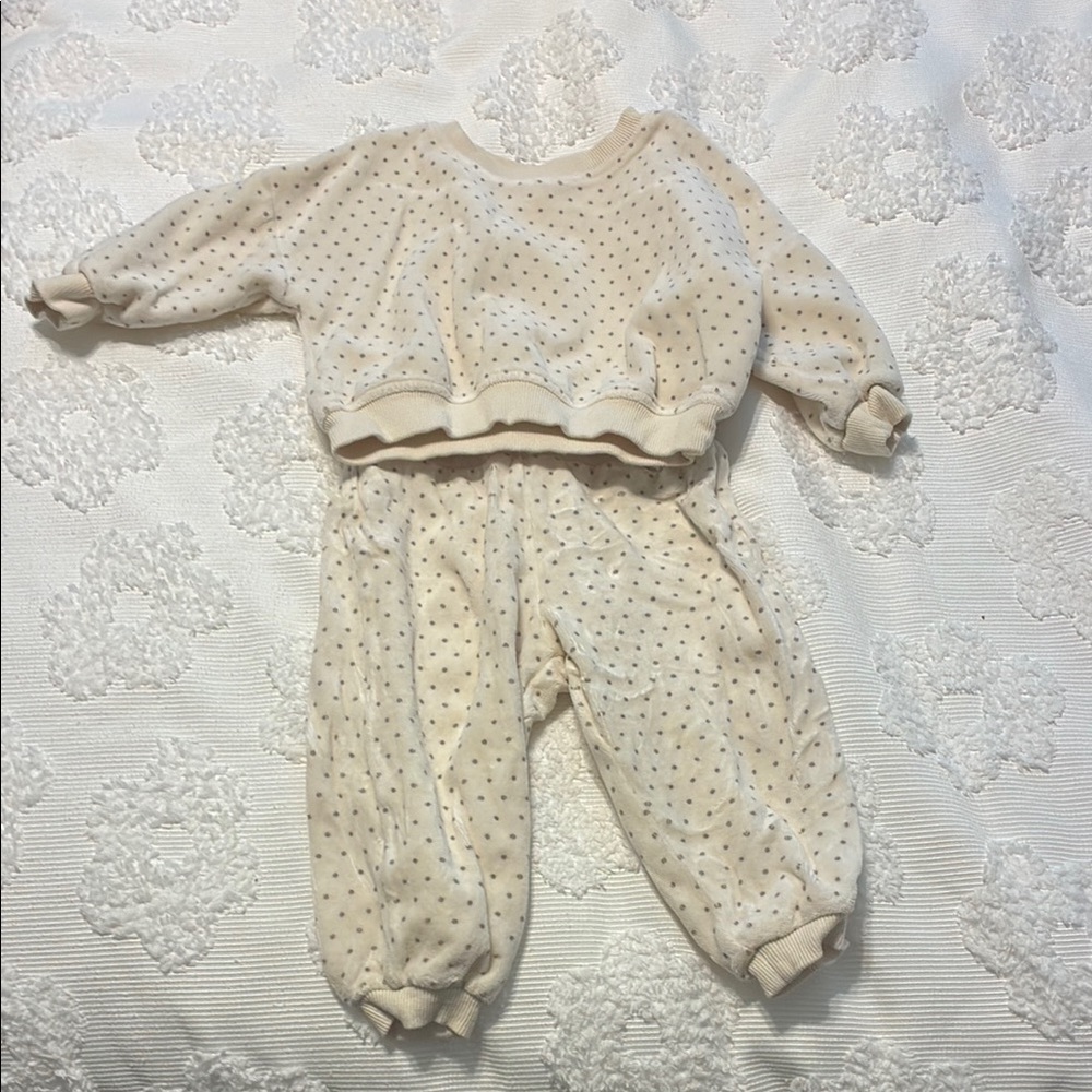 Quincy Mae Cream and Brown Kids Matching Set